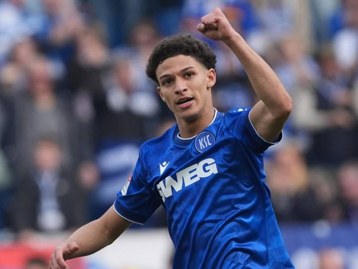  德媒报道，拜仁球探亲临现场；卡尔斯鲁厄19岁前锋费尔哈特备受关注。 体育新闻 德媒报道，拜仁球探亲临现场；卡尔斯鲁厄19岁前锋费尔哈特备受关注。 体育新闻 德媒报道，拜仁球探亲临现场；卡尔斯鲁厄19岁前锋费尔哈特备受关注。 体育新闻 德媒报道，拜仁球探亲临现场；卡尔斯鲁厄19岁前锋费尔哈特备受关注。 体育新闻 德媒报道，拜仁球探亲临现场；卡尔斯鲁厄19岁前锋费尔哈特备受关注。 体育新闻 德媒报道，拜仁球探亲临现场；卡尔斯鲁厄19岁前锋费尔哈特备受关注。 体育新闻