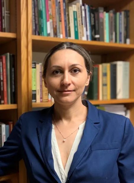 主权货币政府面临的核心制约：财政幻觉，还是真实资源瓶颈？