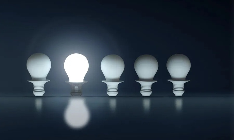 长时储能迎来爆发起点；2026年锂电技术加速突围。