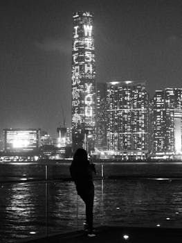 2025深度洞察：港股娱乐板块的价值锚点与风险博弈