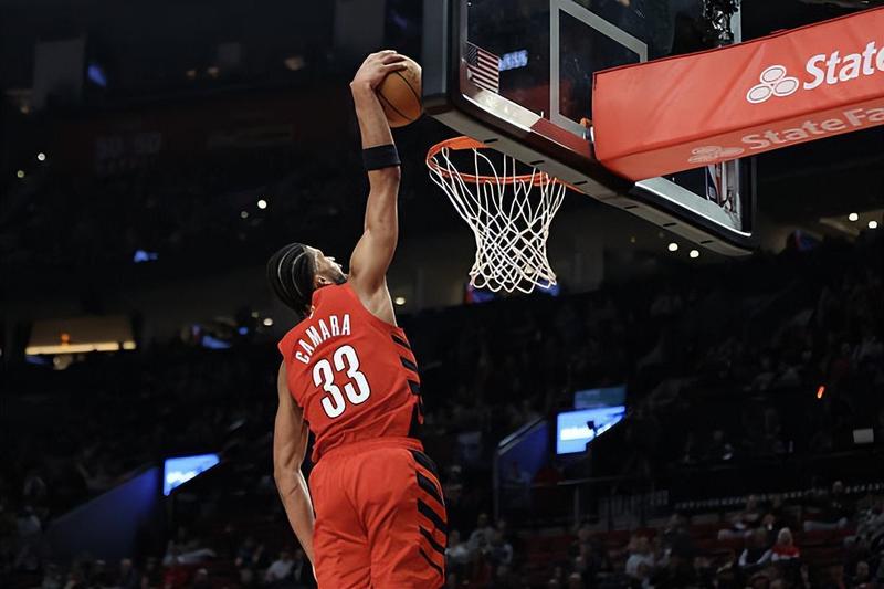  【NBA战术解析】3D锋线培养指南：图马尼-卡马拉的高阶数据洞察 体育新闻 【NBA战术解析】3D锋线培养指南：图马尼-卡马拉的高阶数据洞察 体育新闻