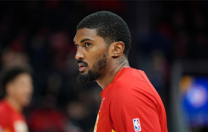 卫冕冠军的外援棋局:广厦双线补强背后的战术逻辑 体育新闻