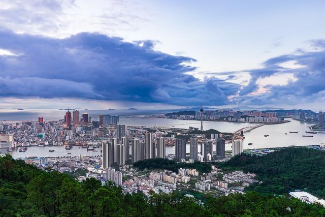 从内陆到全球:郑州港澳考察的思维破局与路径重构 新闻