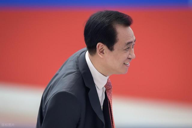  5600亿财务造假背后的债务崩塌：恒大帝国覆灭的全链条复盘 股票财经