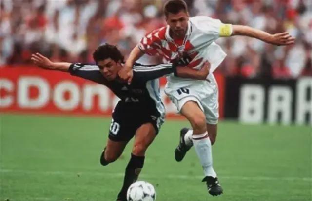 【技术解构】从指挥塔到战术弃子：加拉多的技术缺陷与时代错位