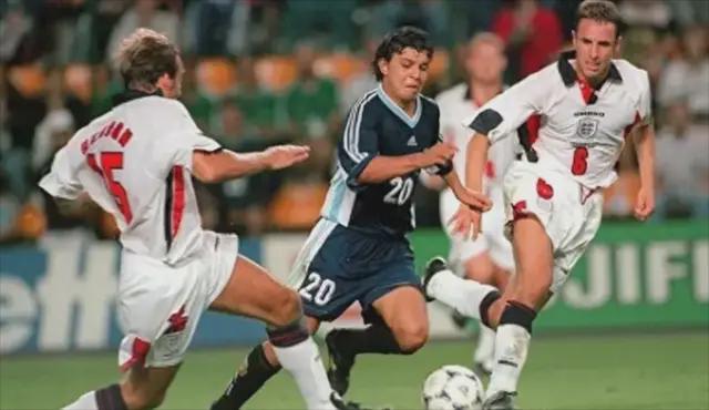  【技术解构】从指挥塔到战术弃子：加拉多的技术缺陷与时代错位 体育新闻